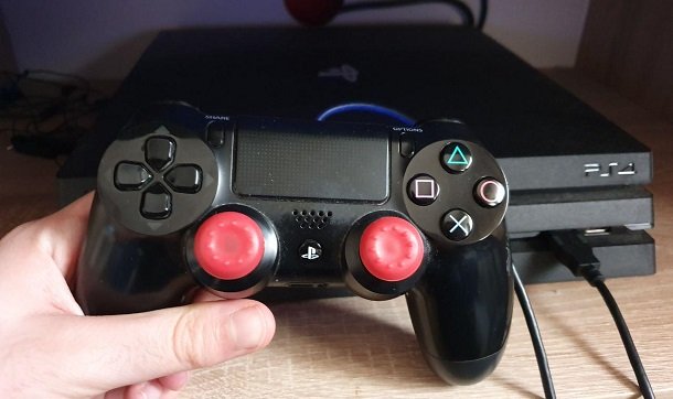 Come ripristinare controller PS4 in caso di problemi